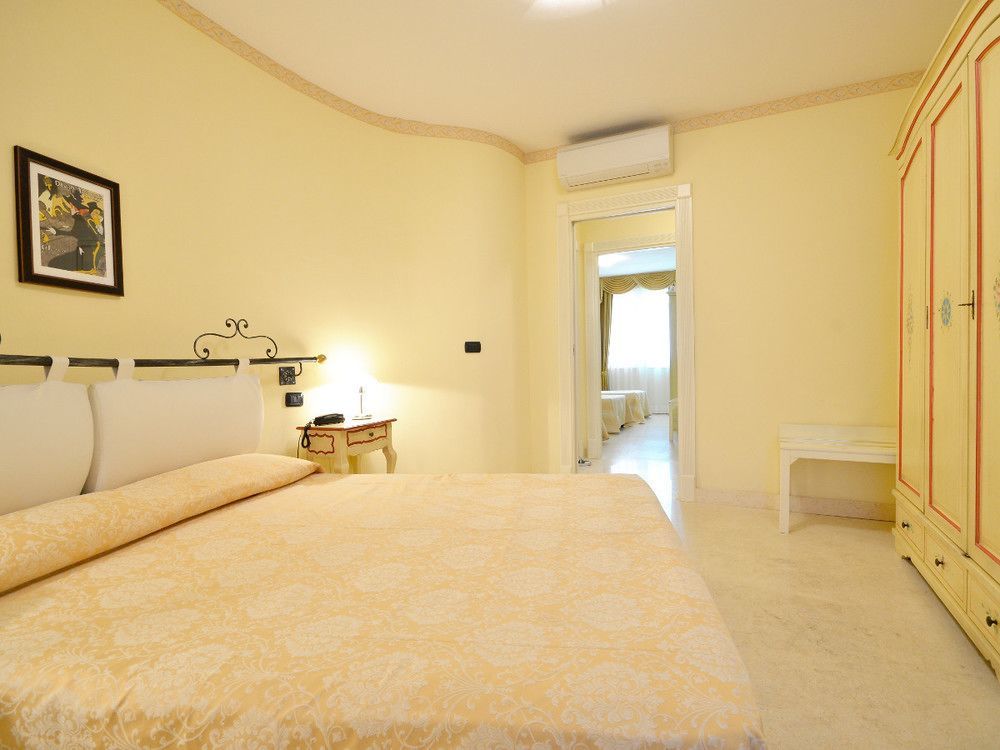 Relais Du Lac Desenzano del Garda Exteriör bild